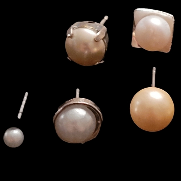Pearl - Single Earrings Set of 8 - Picture 2 of 3